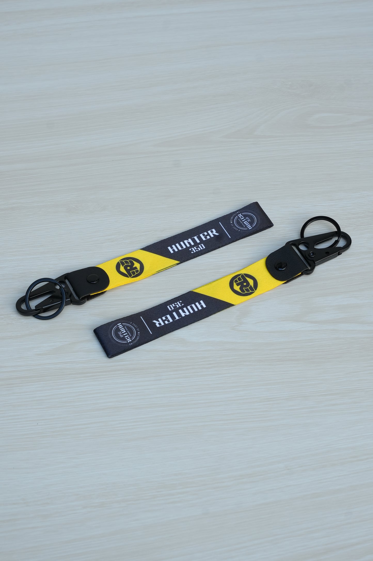 HUNTER 350 | KEYCHAIN