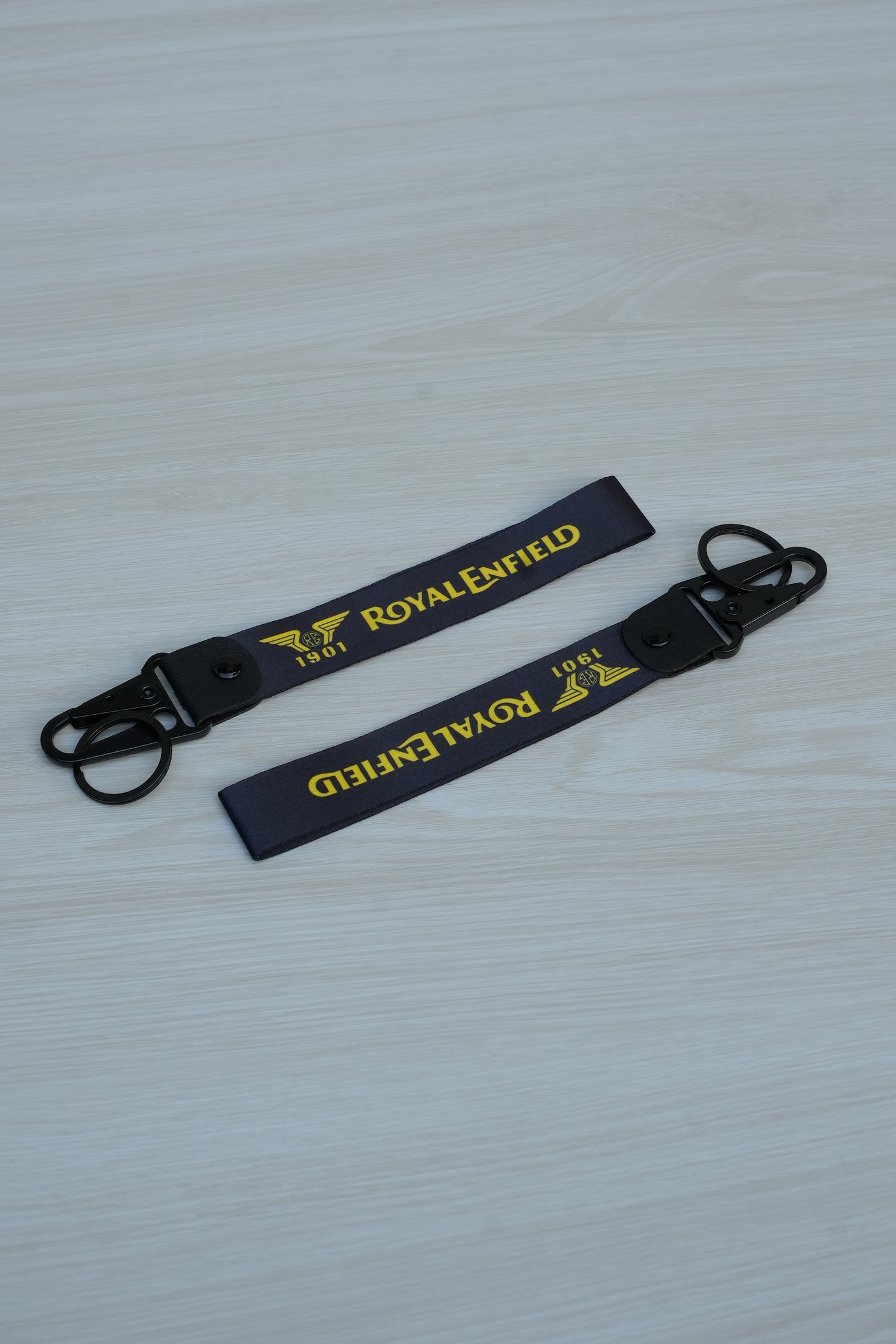 1901 ROYAL ENFIELD | KEYCHAIN