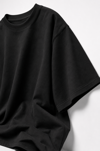 ANIME GRAPHIC | BLACK OVERSIZED FIT TEE