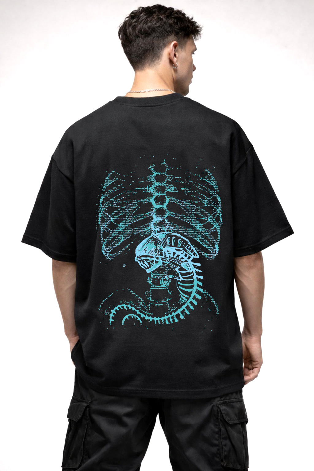 PREDACTOR GRAPHIC | BLACK OVERSIZED FIT TEE