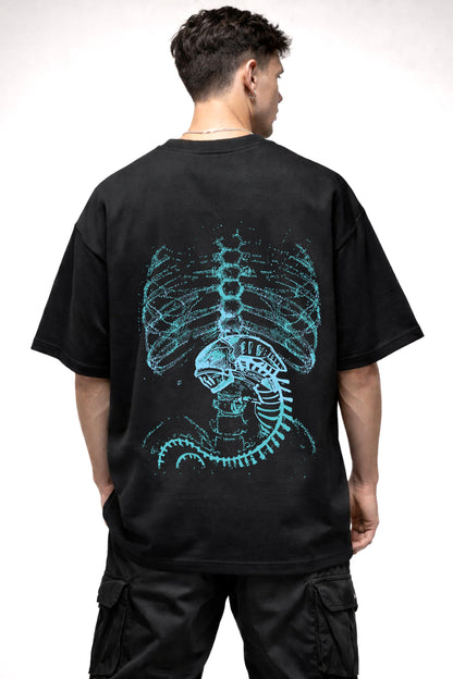 PREDACTOR GRAPHIC | BLACK OVERSIZED FIT TEE
