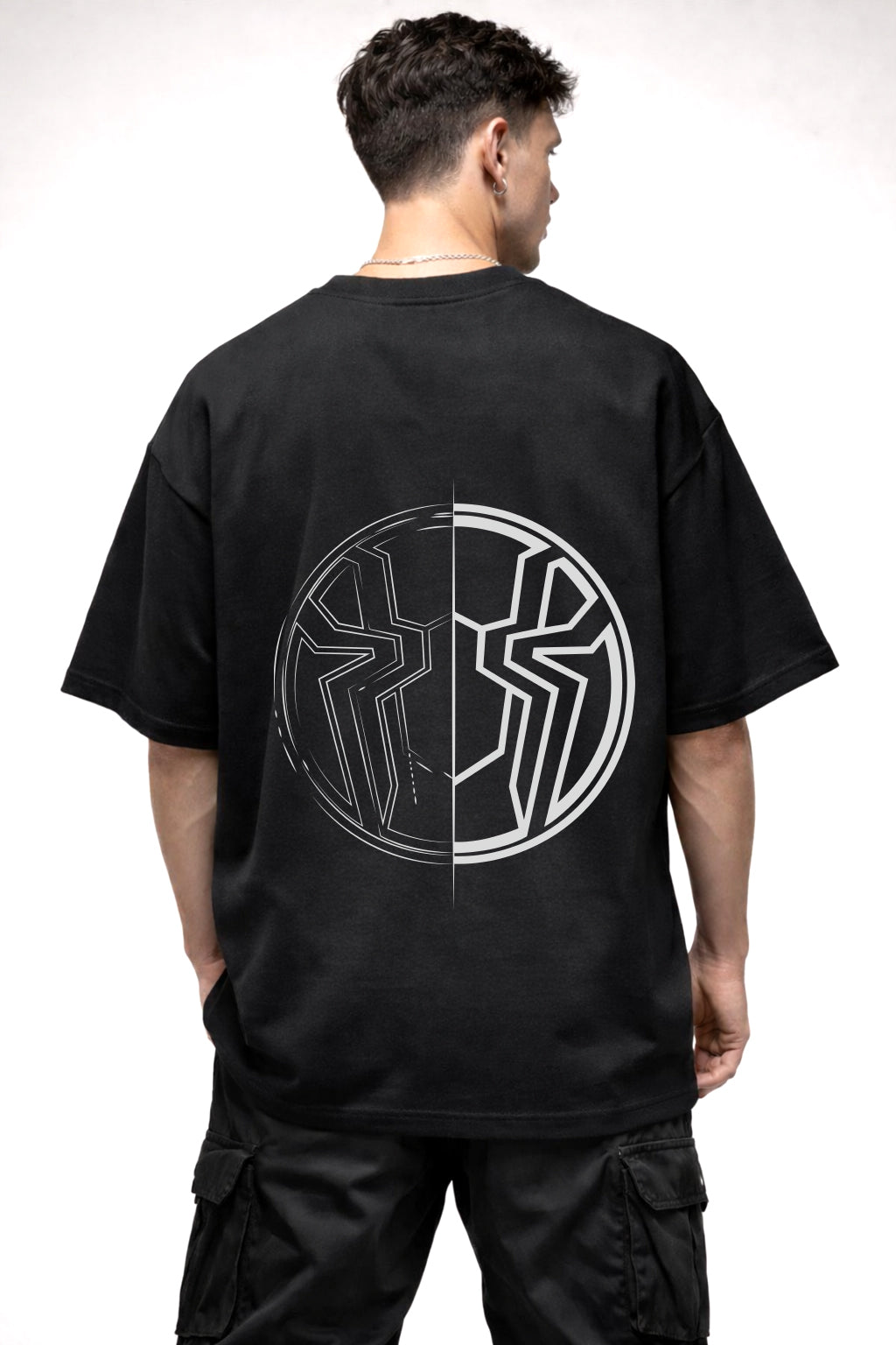 SPIDERMAN BLACK AND WHITE LOGO GRAPHIC | BLACK OVERSIZED FIT TEE