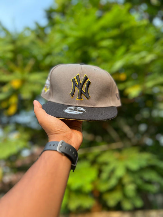 NEW ERA NEW YORK YANKEES GREY BLACK | SNAPBACK CAP